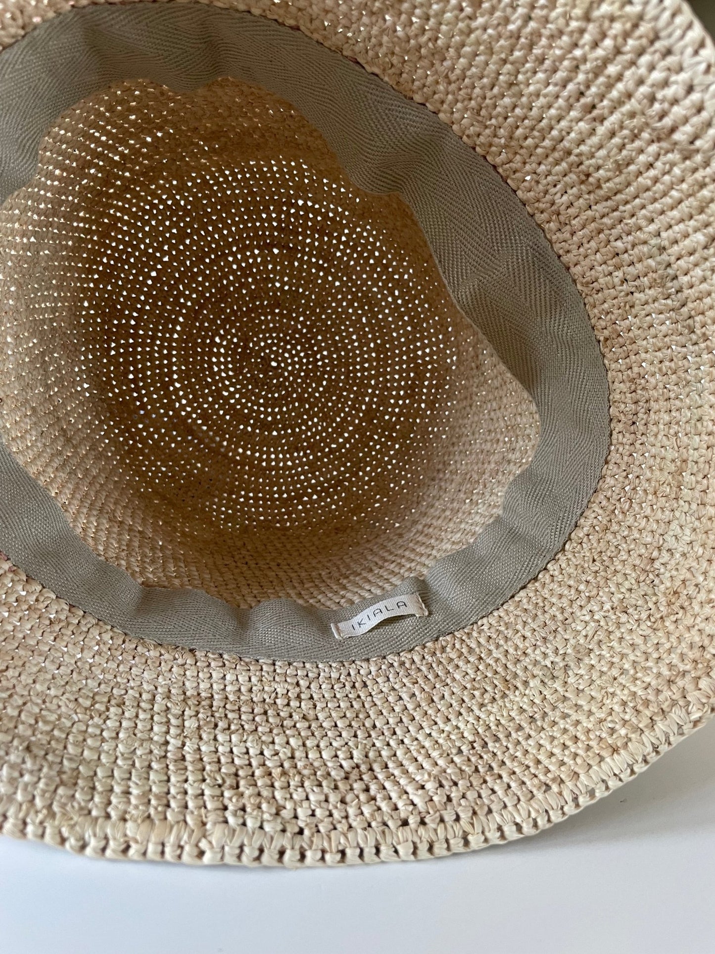 #raffia#TIAVINA - IKIALAtag1#Hüteikiala