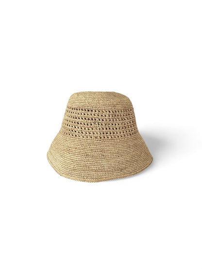 Raffia Sonnehut, leicht, nachhaltig und stilvoll