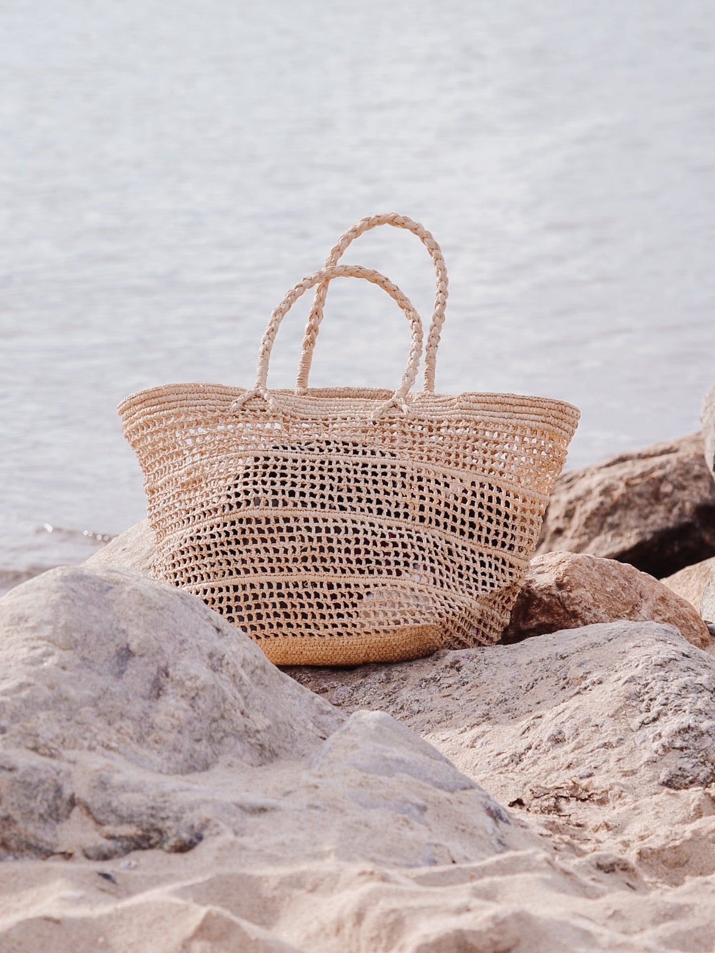 raffiaRAVO BE - Luftige Raffia Tasche - IKIALAtag1Handtascheikiala