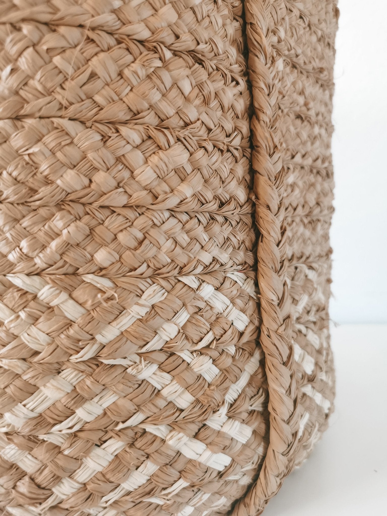 #raffia#RAVAKA - IKIALAtag1#DekokorbKorb